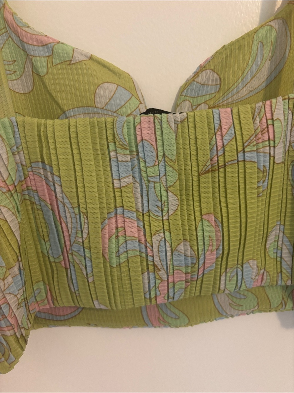 Zara Pastel Green Floral Crop Top - Picture 6 of 7